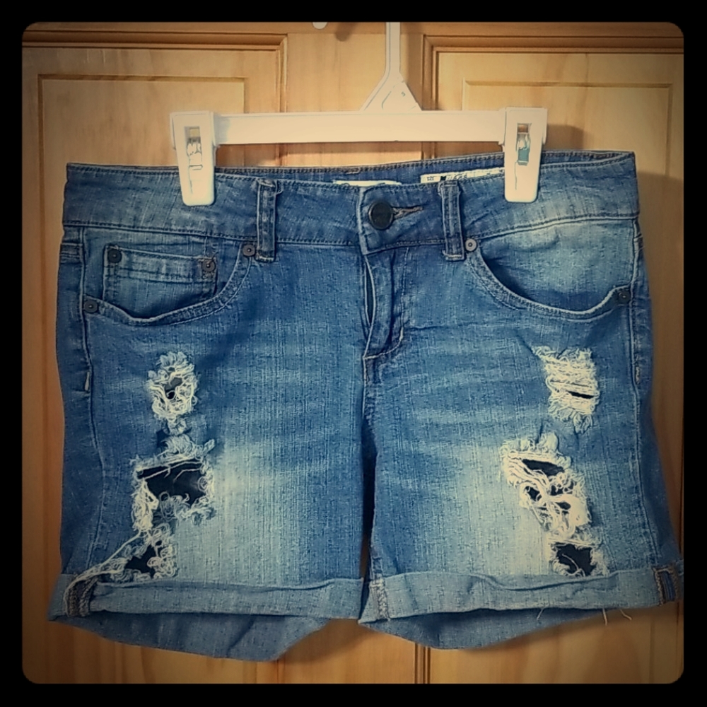 Women's size 5 shorts